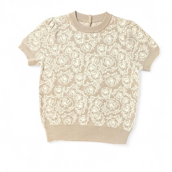 💰⬇️ Beige Floral Knit Top - Picture 7 of 7